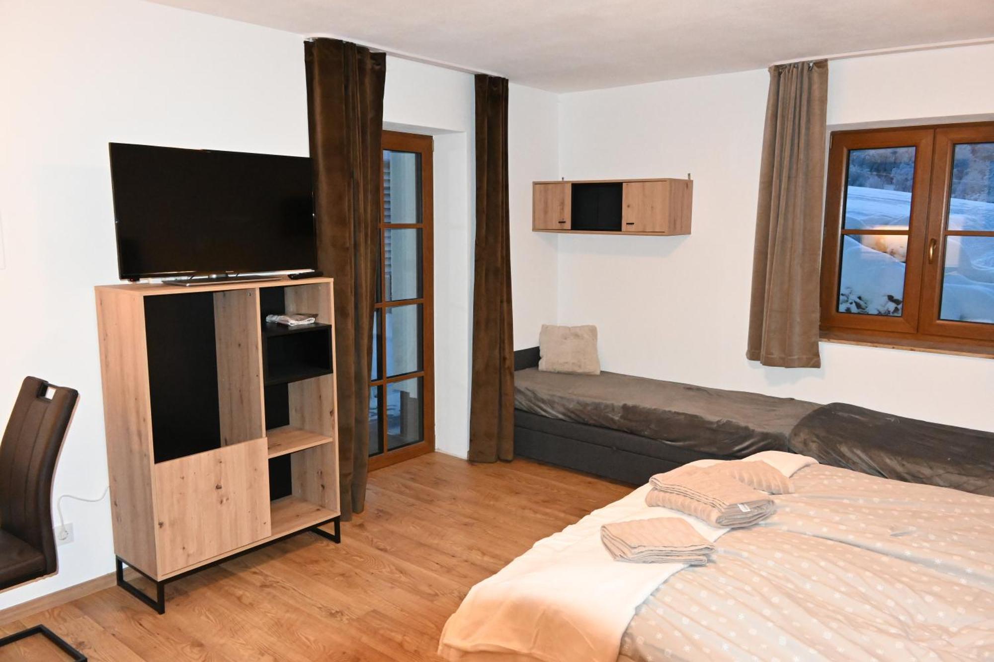 Nicky Apartments And Studios Niederau Exterior photo