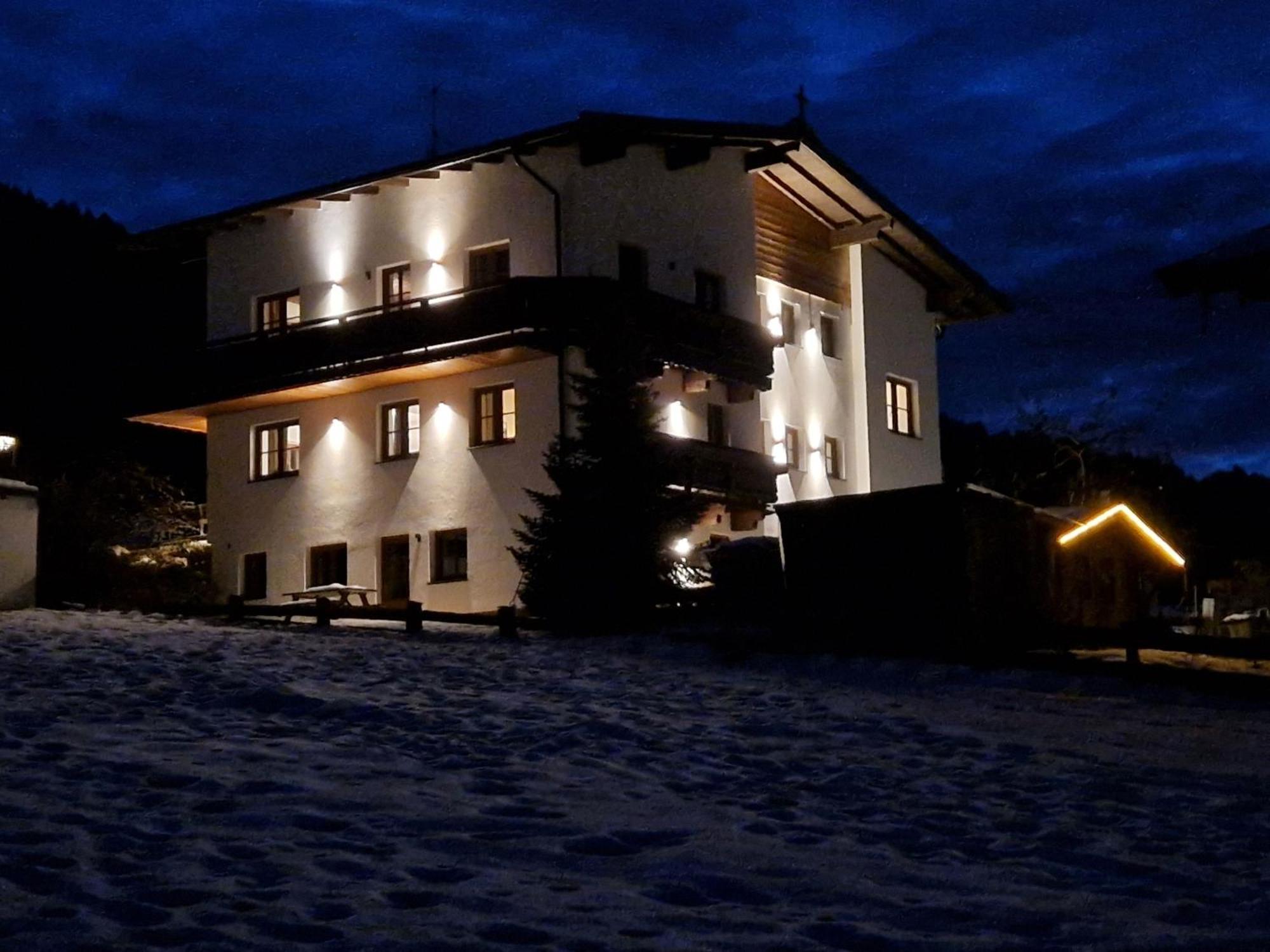 Nicky Apartments And Studios Niederau Exterior photo